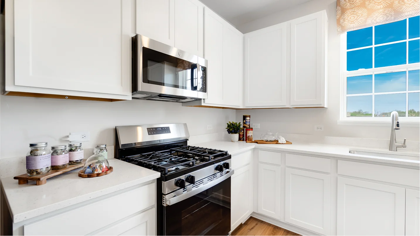 8525 Sonoma Kitchen 3of3 F1 091225