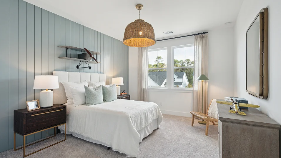 2855 Fletcher Bed2 1of2 F2 8 6 25