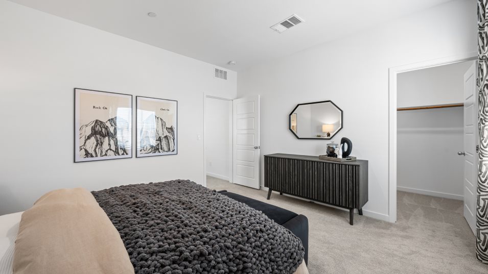 Diana Bedroom 2