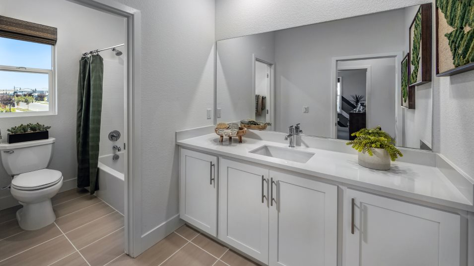 Residence 1X Bathroom 2