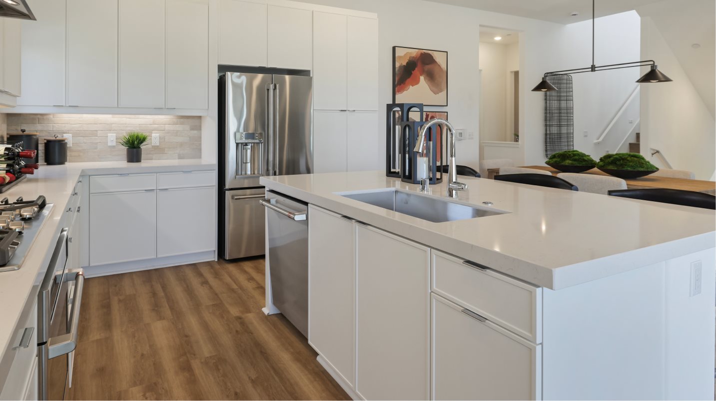 Shaker style cabinetry in kitchen