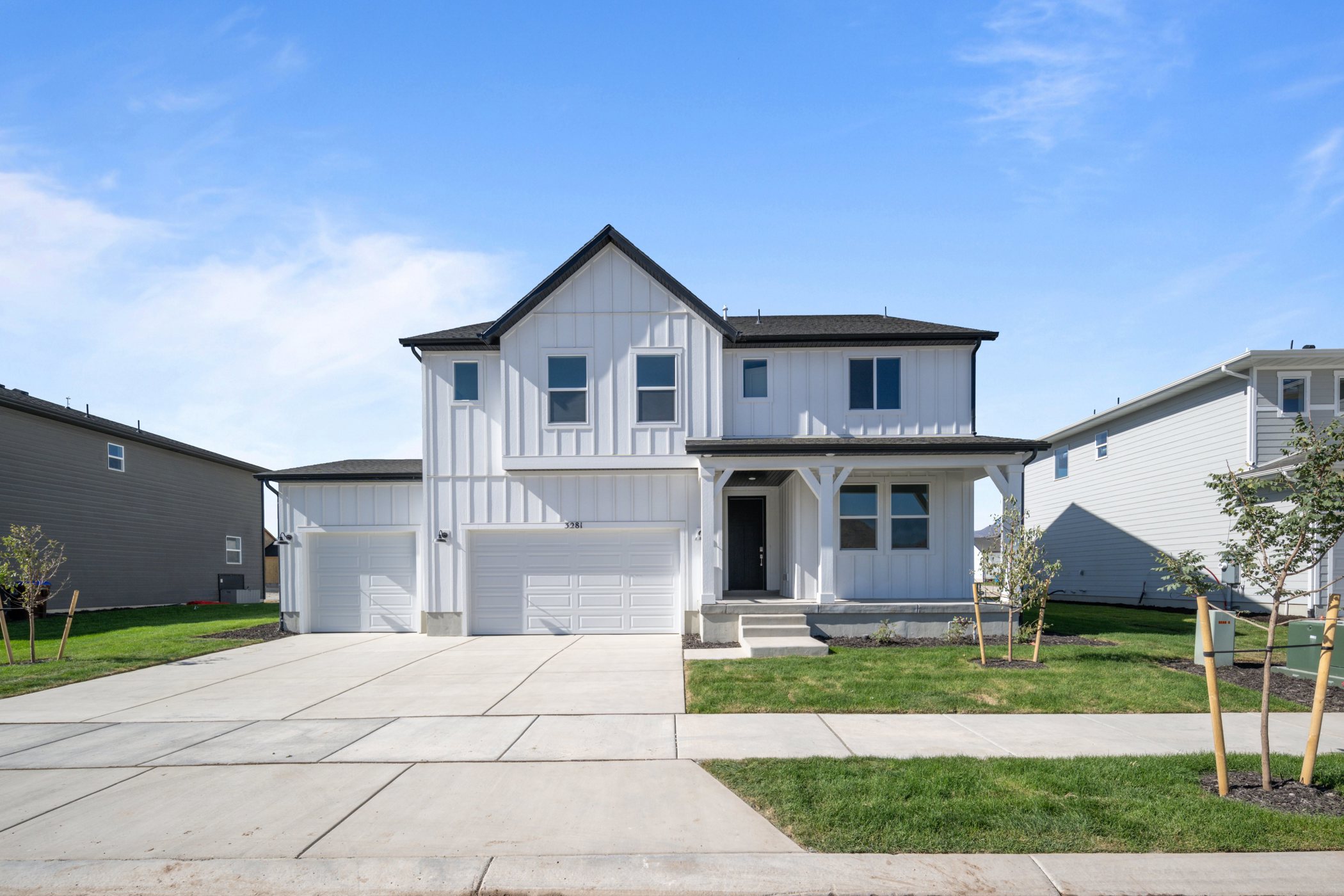 Parkway Fields Redwood Exterior A234