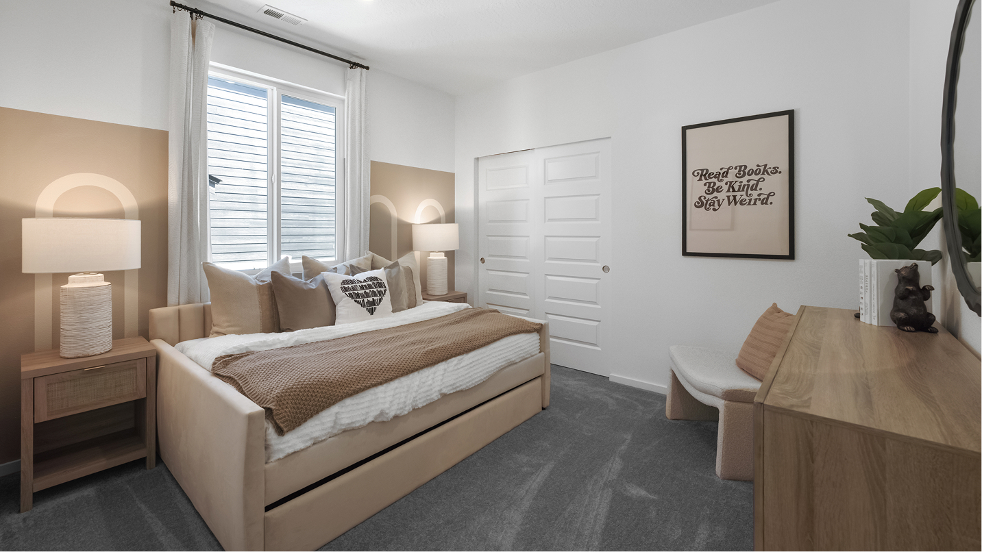 1832 Canterwood Bed2