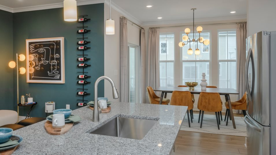 Tydings II FL Kitchen and Dining Room