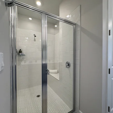 1308 Hibiscus Owners Bath 1of3 F1 5 5 25