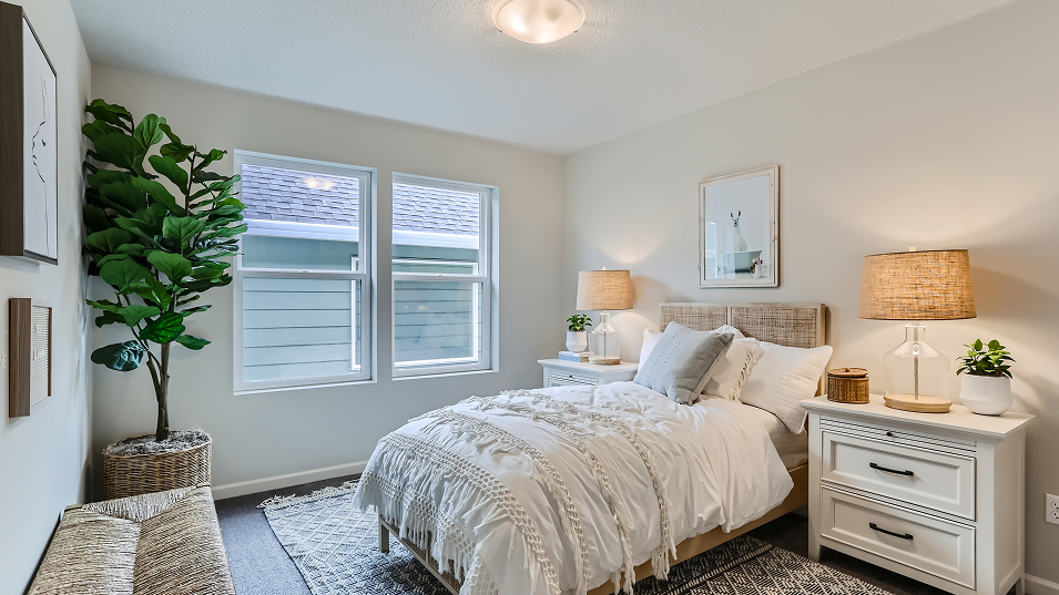 1814 Clark Bed2 F2 Base2