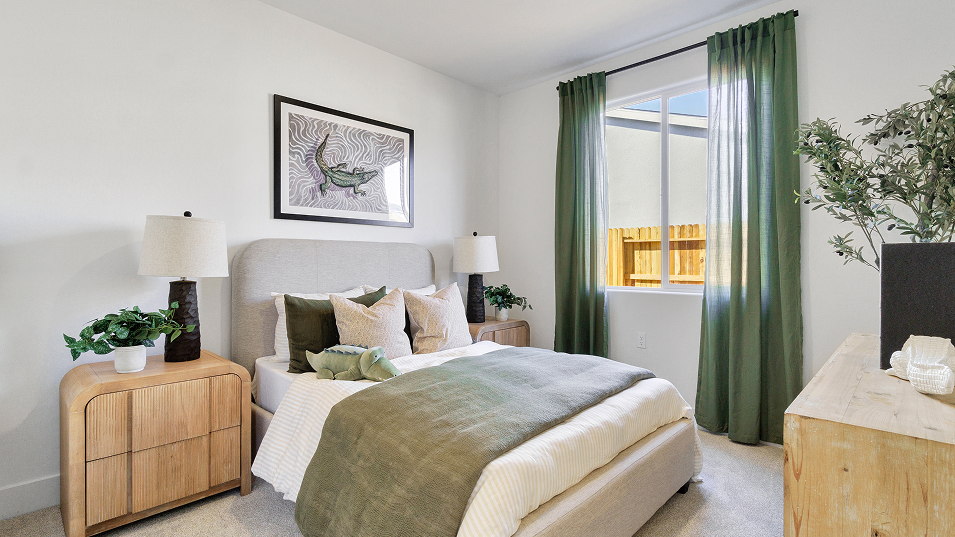 4102 Kallos Bed3 1of2 F1 Base2