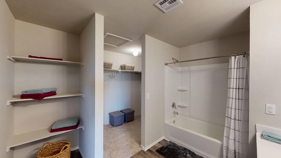 Taylor Core K310 Kinsley II Owners Bath 2of2 5 19 25
