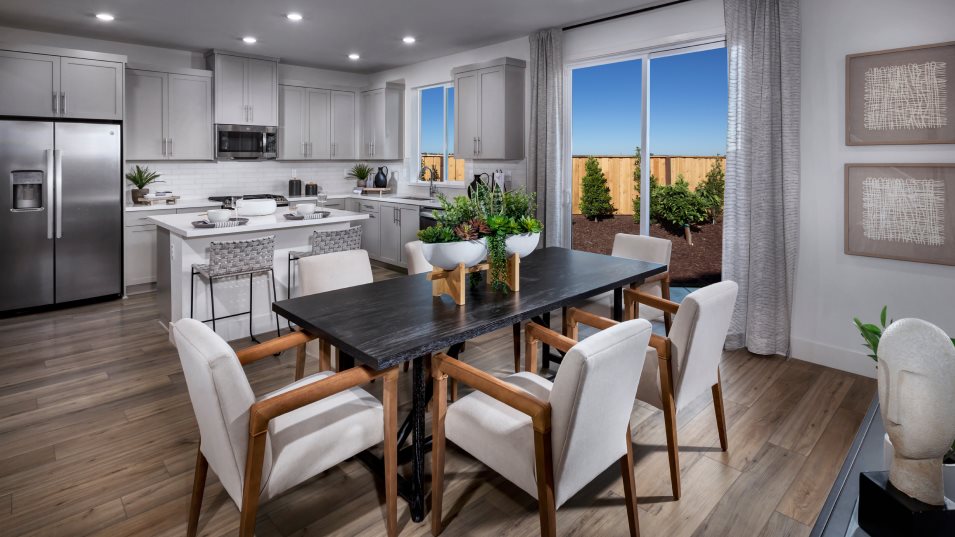 Residence 3 Dining Area