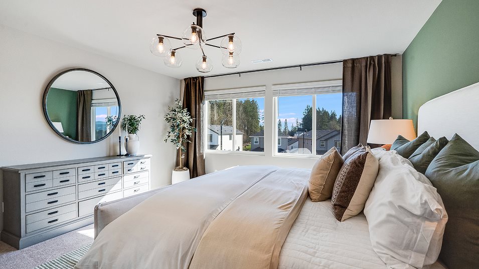 Bradford Owner's Suite Bedroom