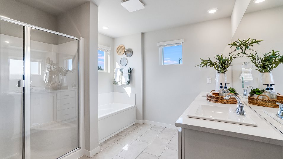 Bradford Owner's Suite Bathroom