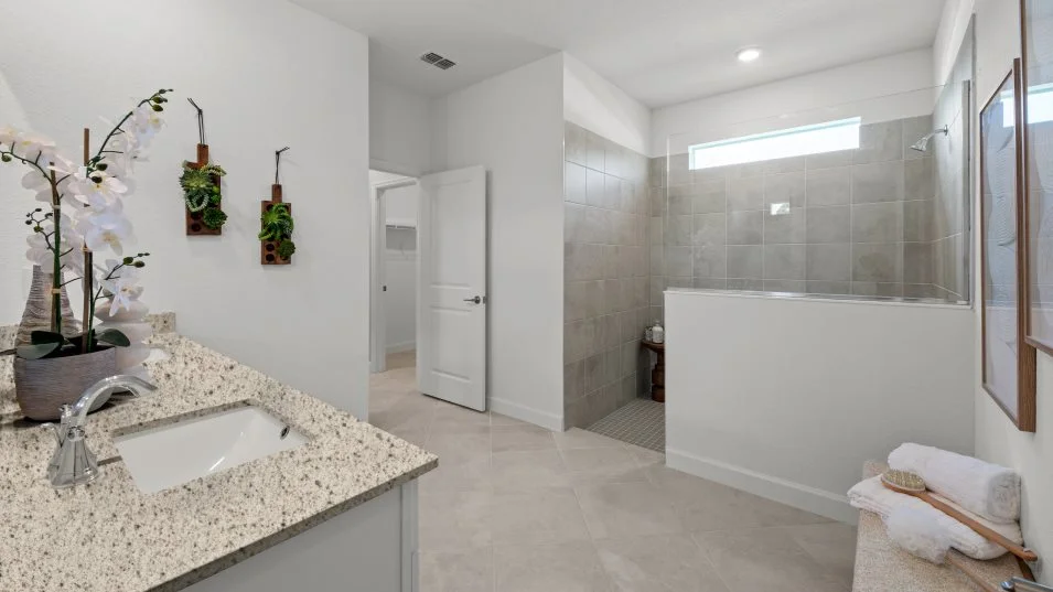 Marsala Owner's Suite Bathroom 