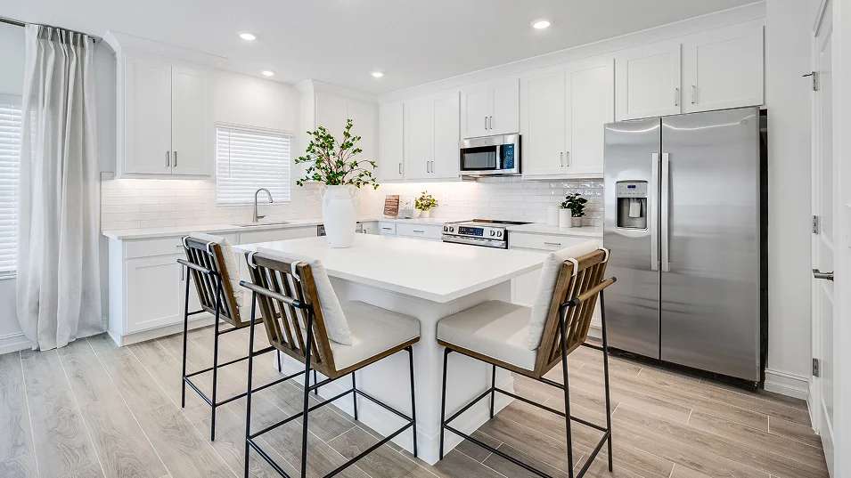 2411 Flagler Kitchen 4of4 F2 Base3