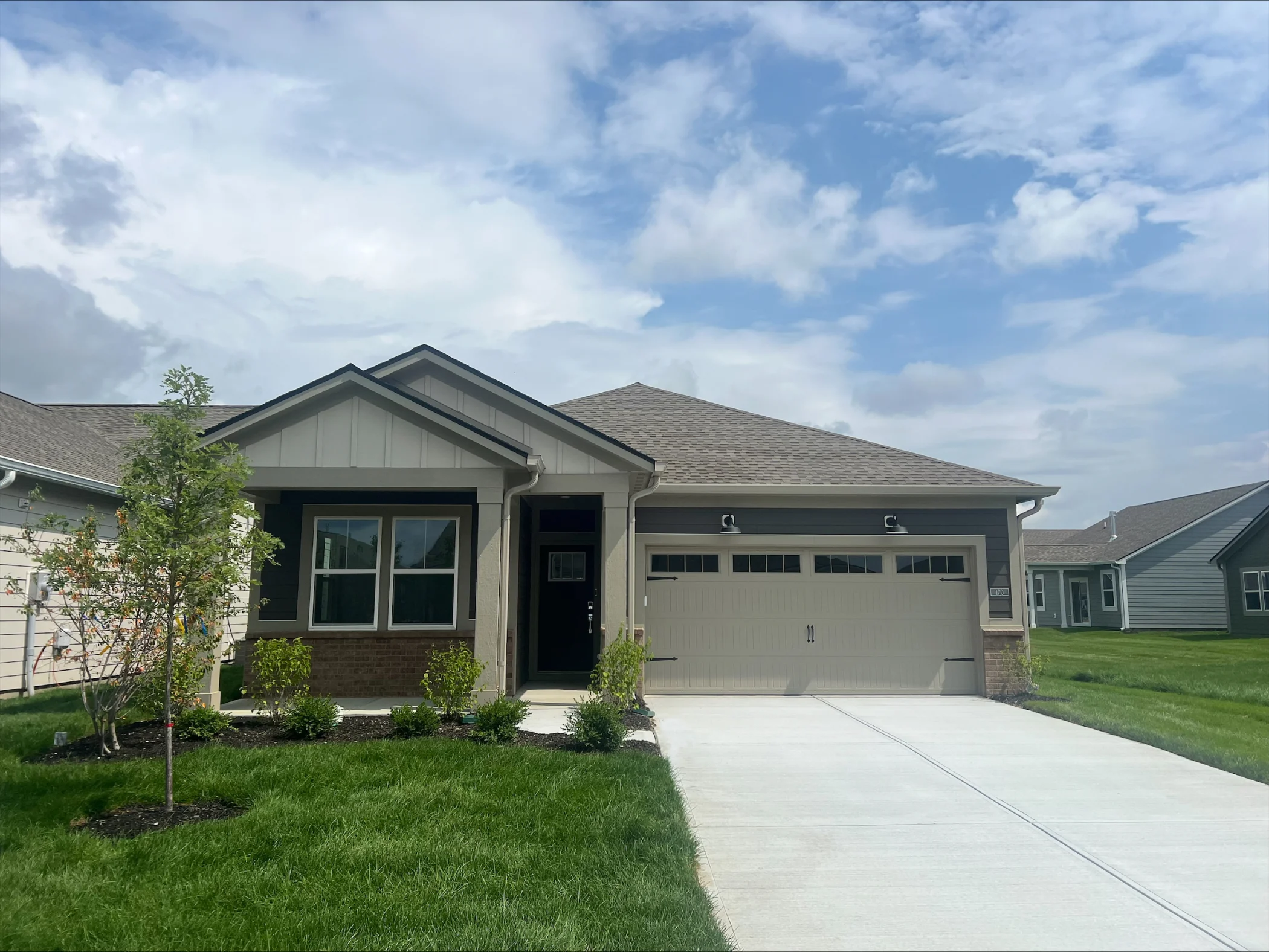 Homesite 695 Exterior