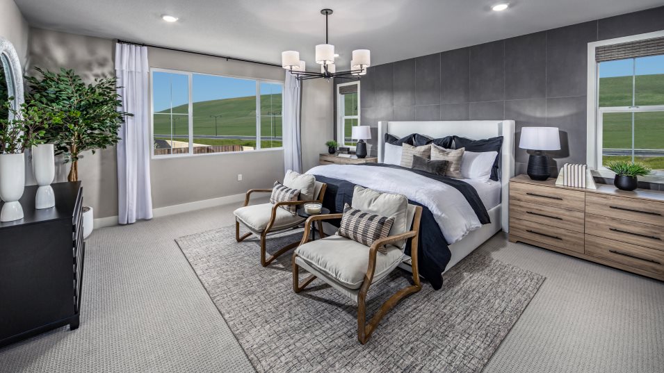 Residence 3 Owner's Suite Bedroom