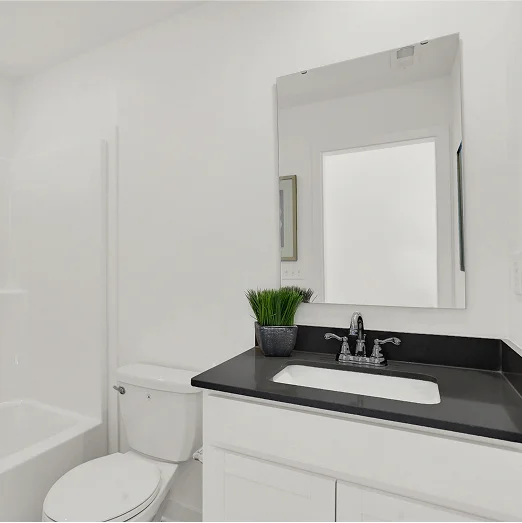 9156 Valencia Bath3 F1 041425