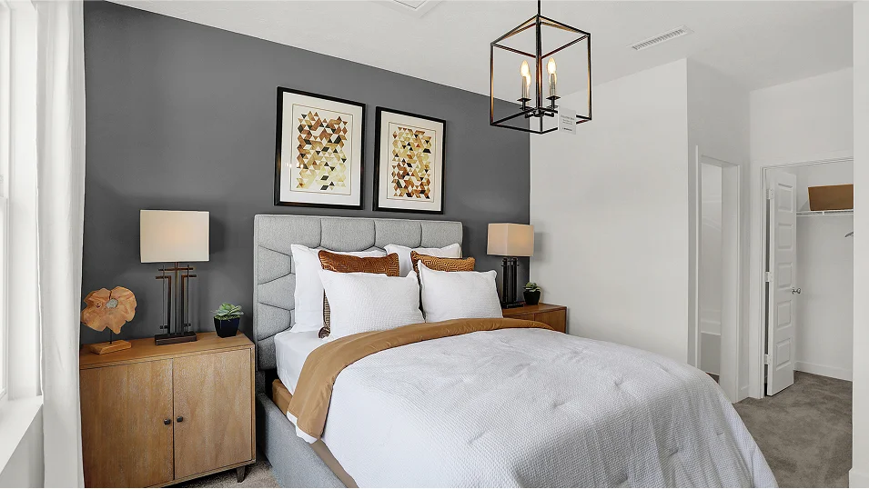 9156 Valencia Bed5 1of2 F1 Base2 041425