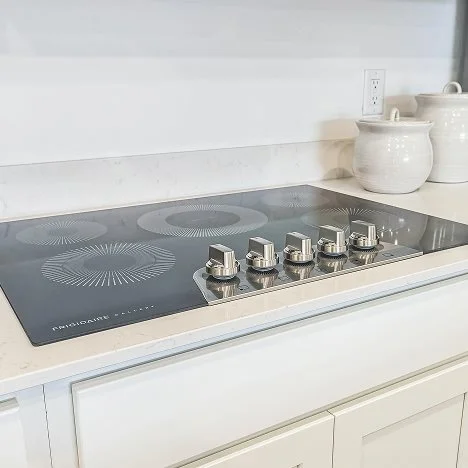 Tivoli II Kitchen