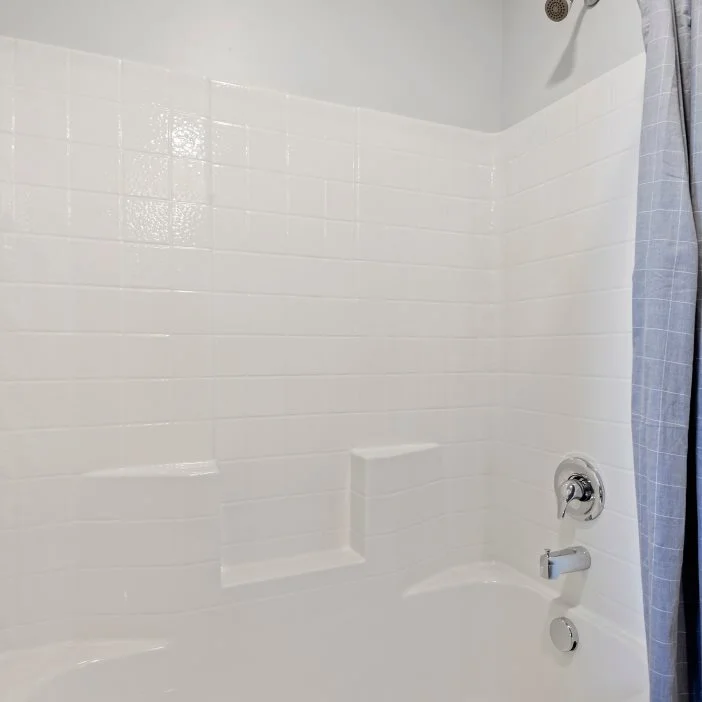 Plan 1667 Owners Bath