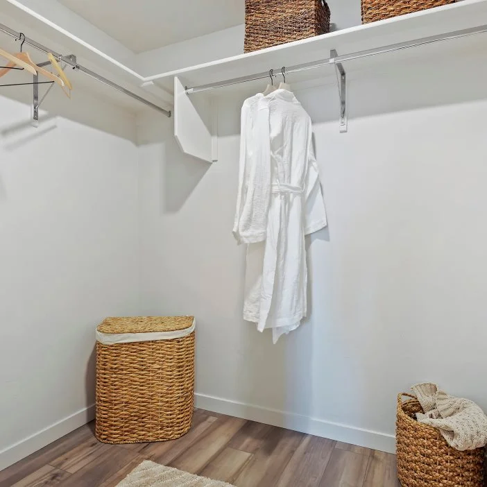 Plan 1667 Owners Walk In Closet