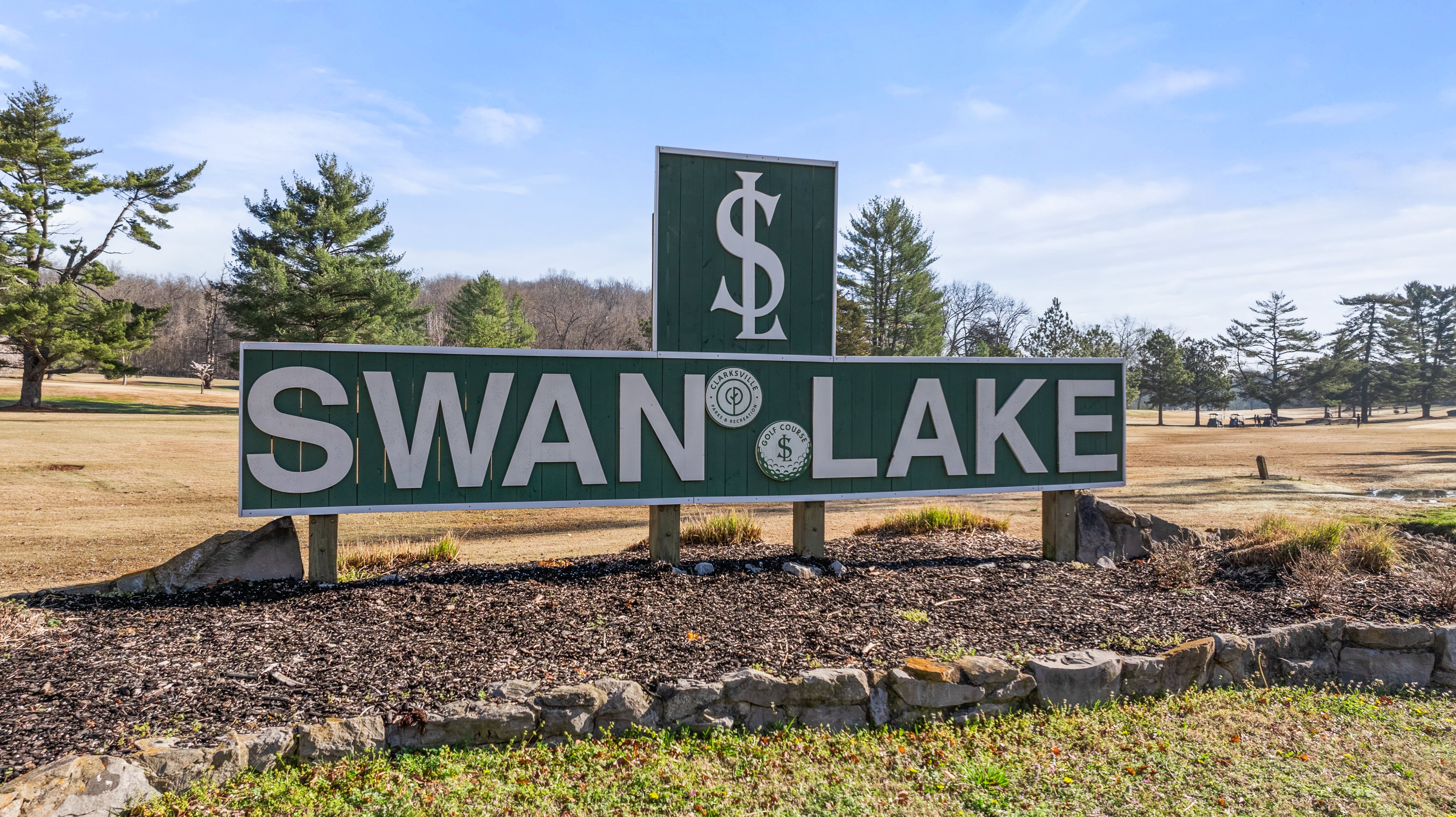 Clarksville Swan Lake 1of4
