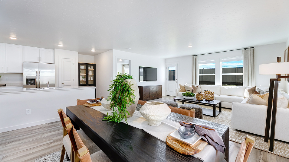 1667 Plan1667 Dining 2of2 F1