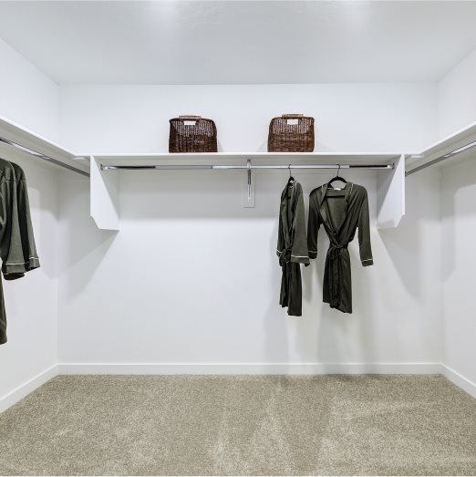 Plan 1950 Owner's Suite Walk-In Closet