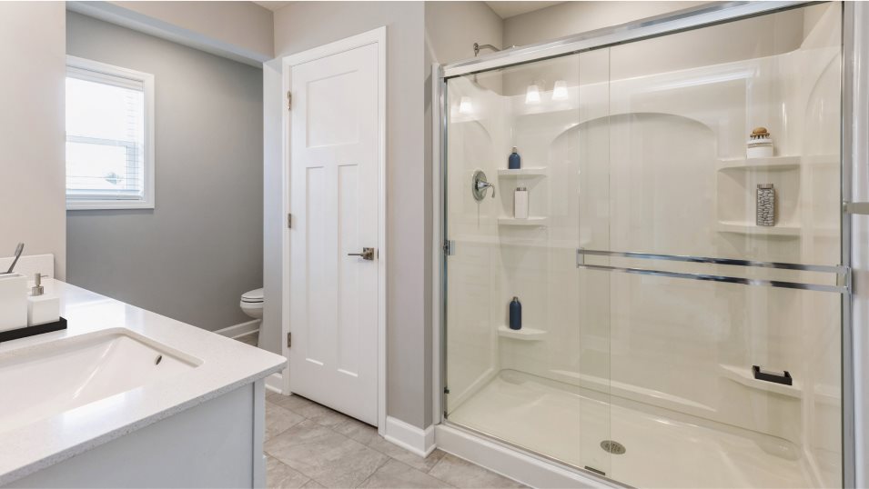 Glade Owner Bathroom