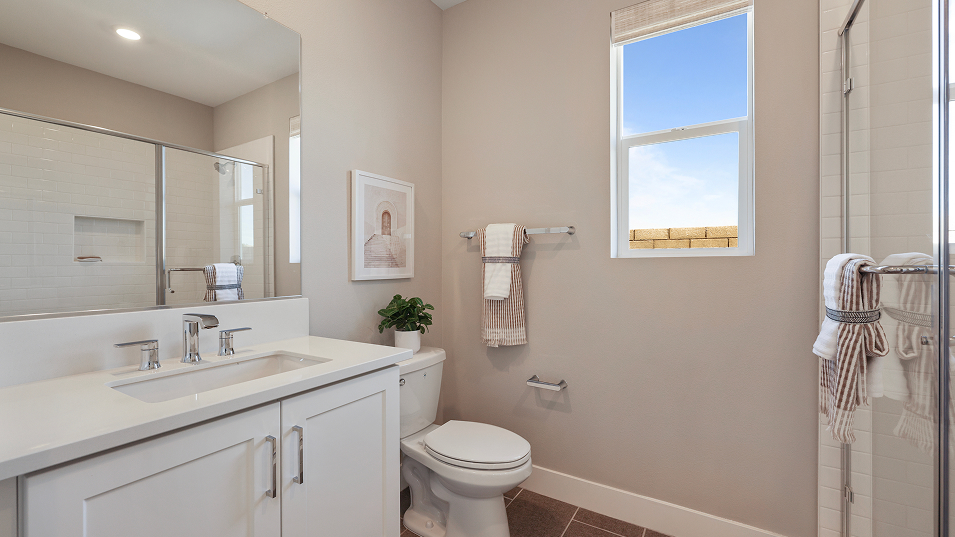 Arches Tesoro Highlands Res3 NG Bath 1of2 F1