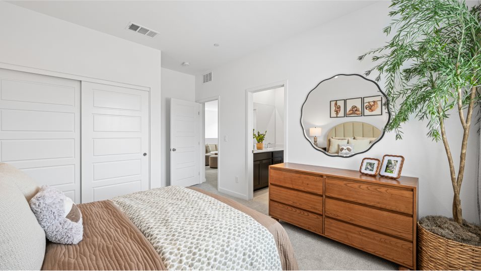 Bellevue Bedroom 2