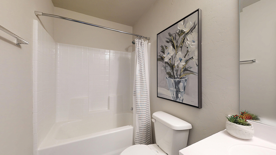 Taylor Core A560 Armstrong II Bath2 Matterport F1 5 8 25