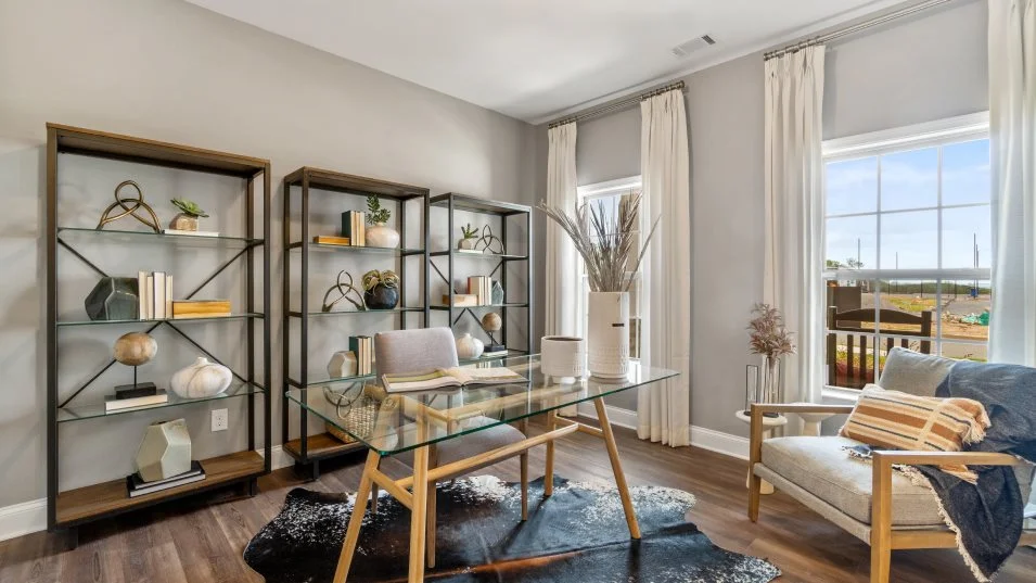 Hickory Bluffs Crestwood Flex Space