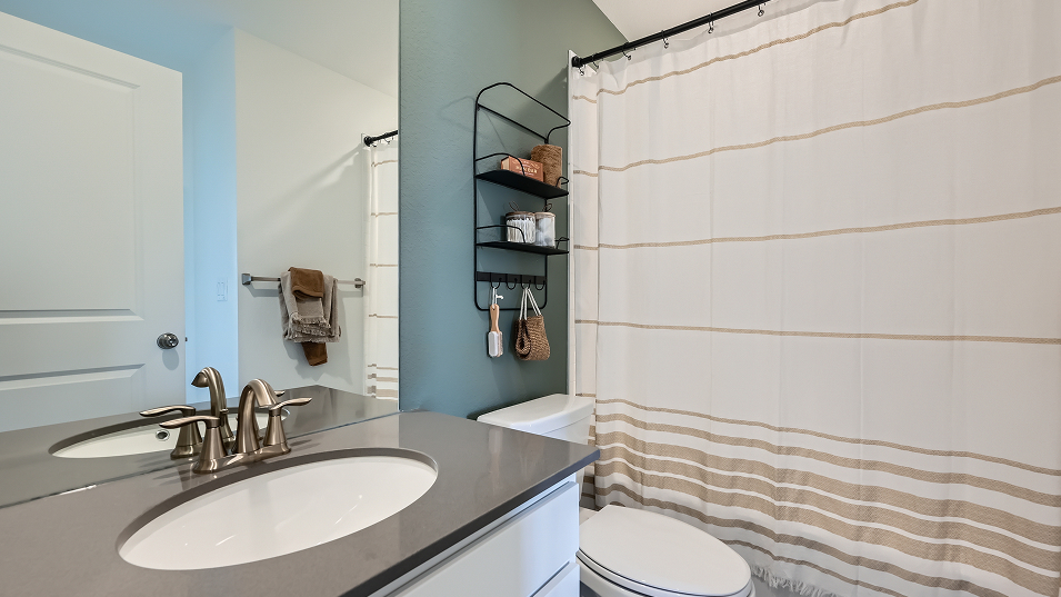 3010 Aspen Bath2 F2 Base2