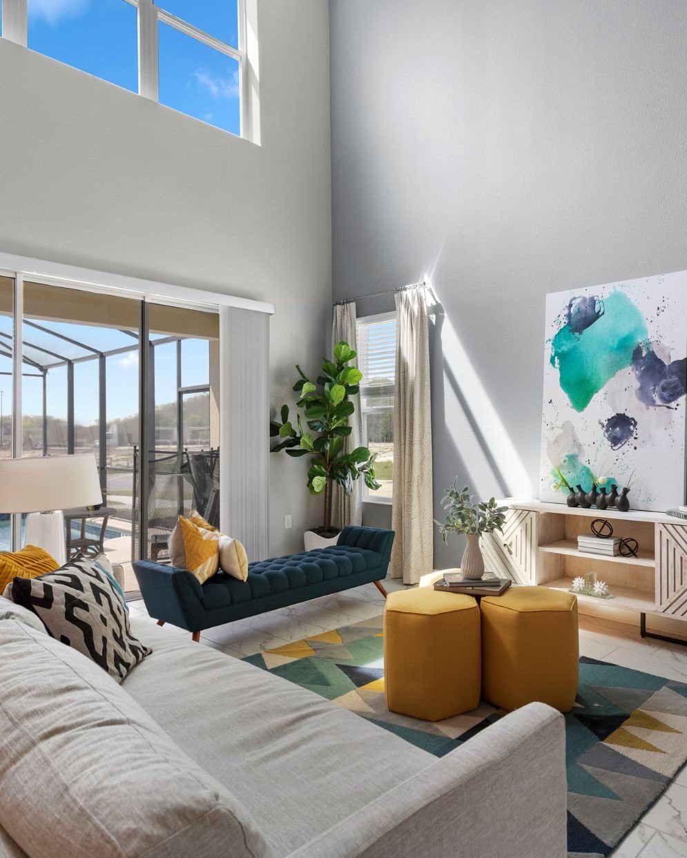 The Alexander Palm floorplan offers a spacious interior and plenty of sunshine so you can enjoy making memories with friends and family. 