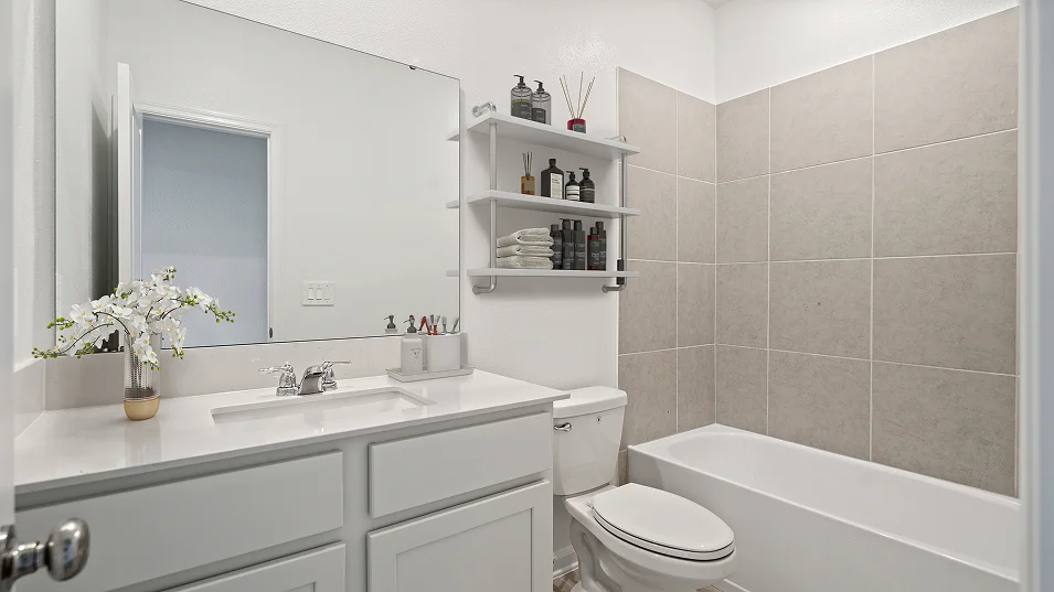 1628 Bright Bath2 F2 7 28 25