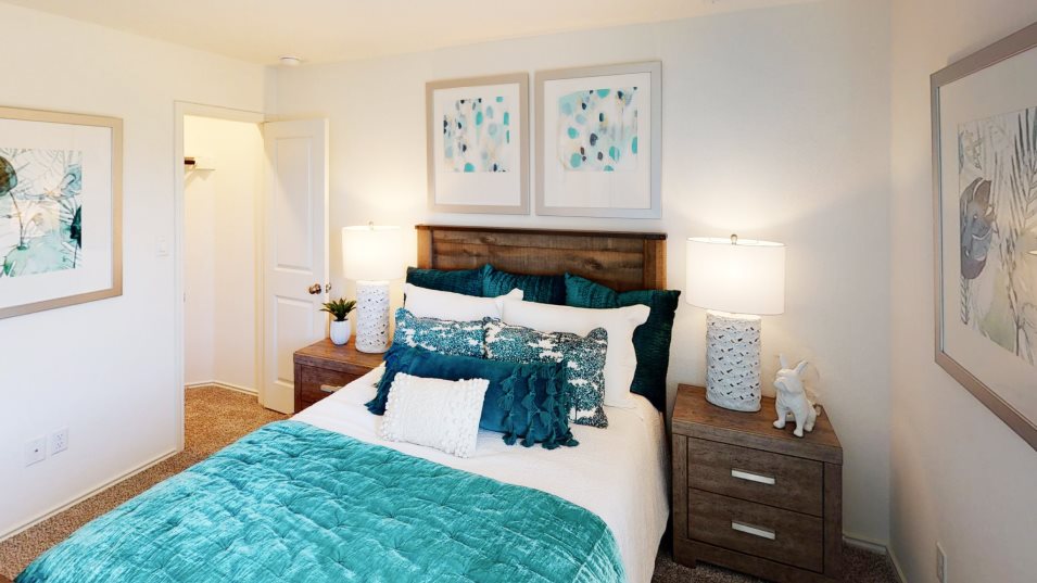 Whisper Claremont Collection Duff Bedroom 2