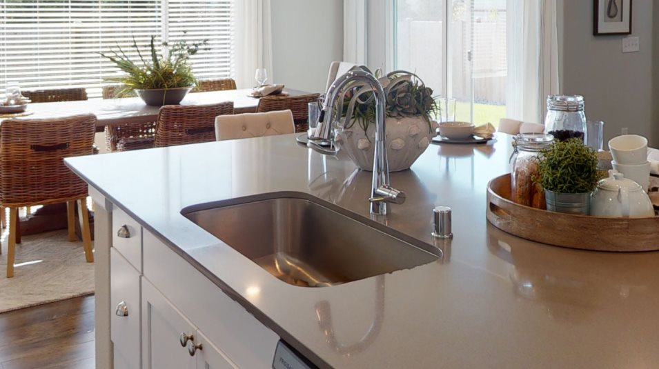 Kitchen sink