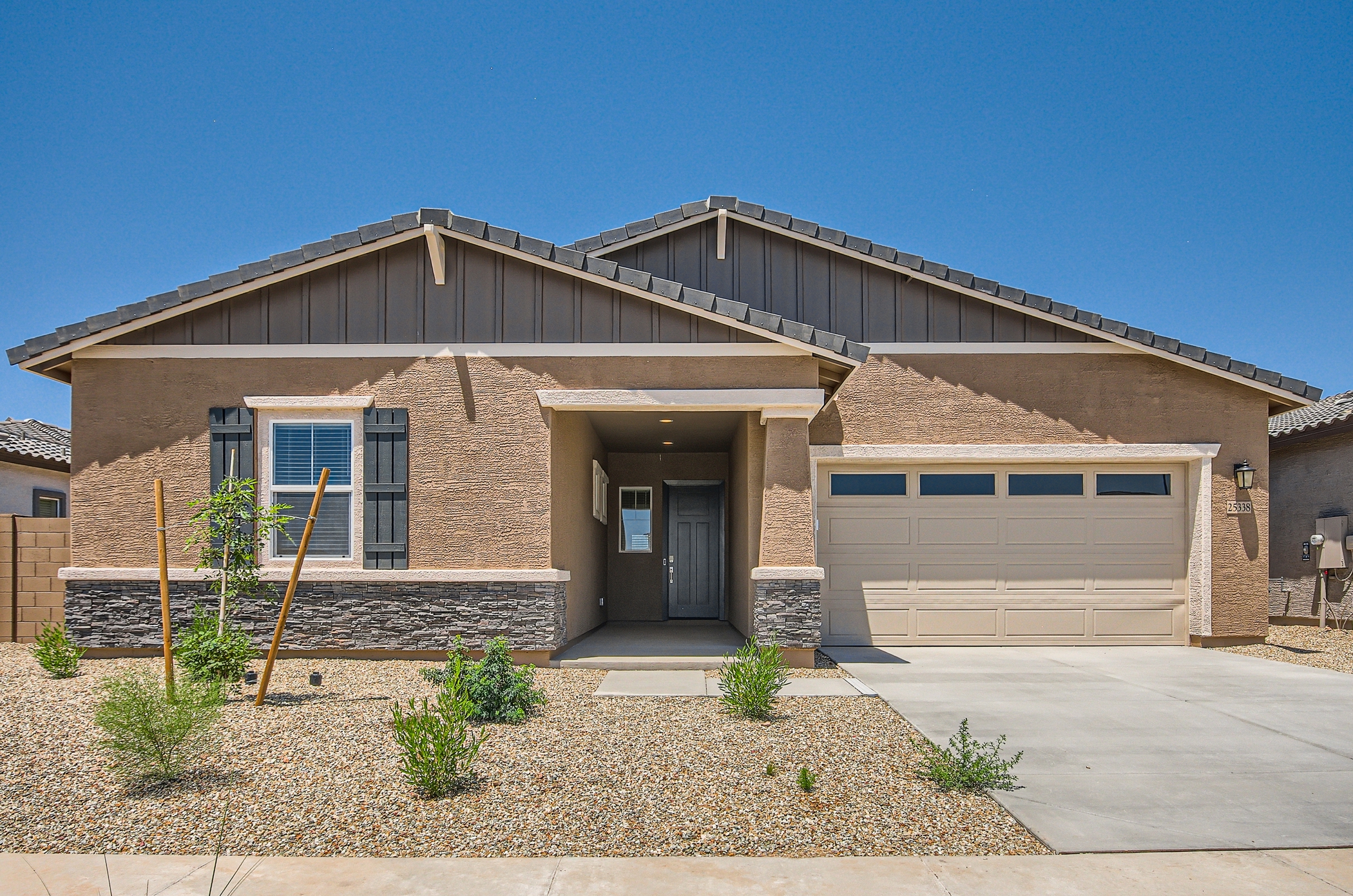 25338 N 150 TH LN   Print Quality   001   01 Exterior Front