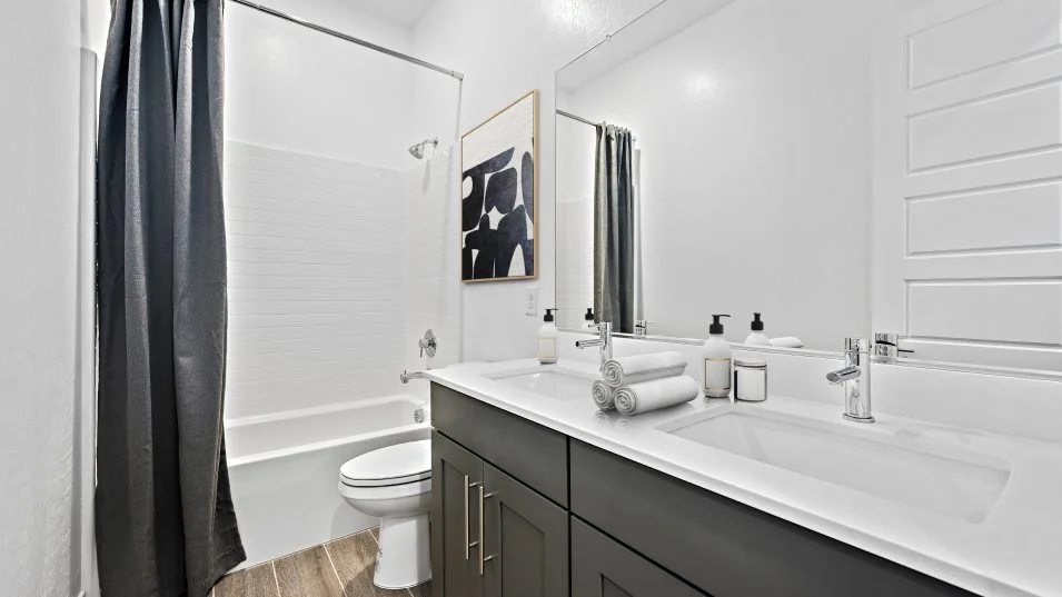 Leighton next gen bath