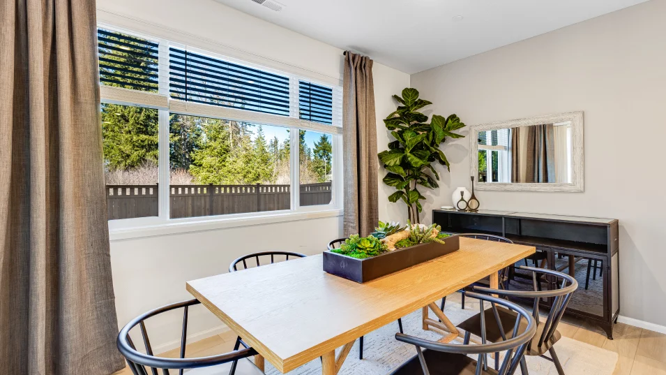 3355 Whidbey Dining F1
