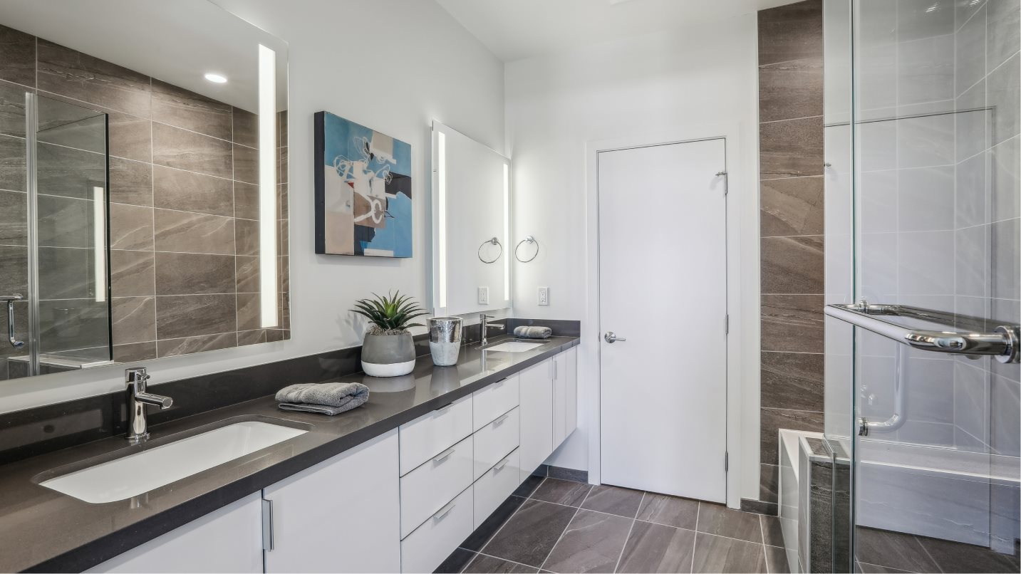 Plan A1 owners bath