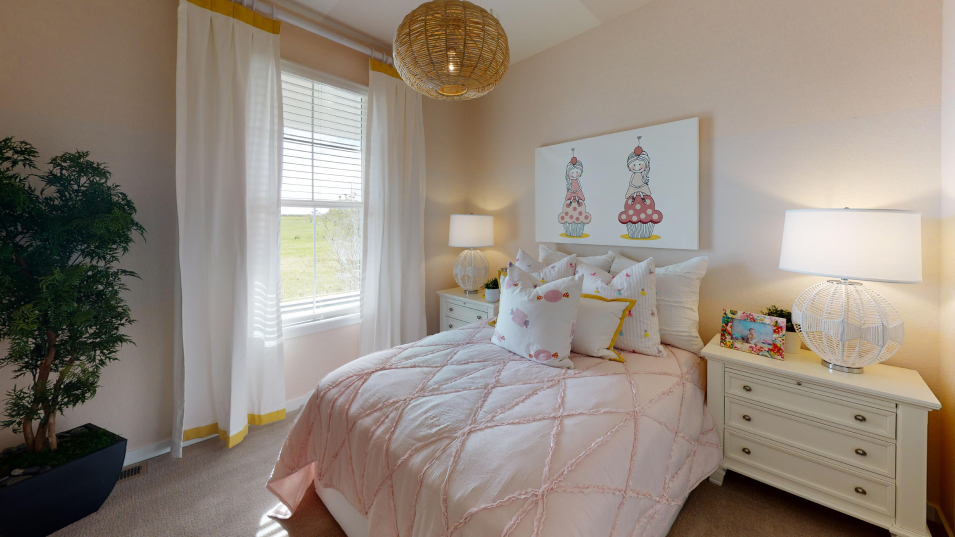 081325 1366 Snowmass Bed3 F1