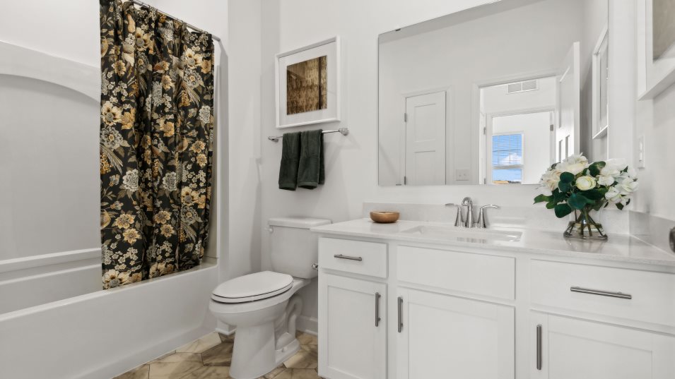 Mulberry Bathroom 2