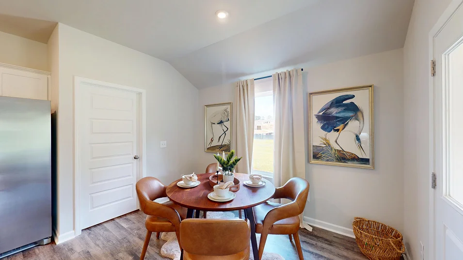 Taylor Core F500 Foster II Dining 1of2 Matterport F1 Base2