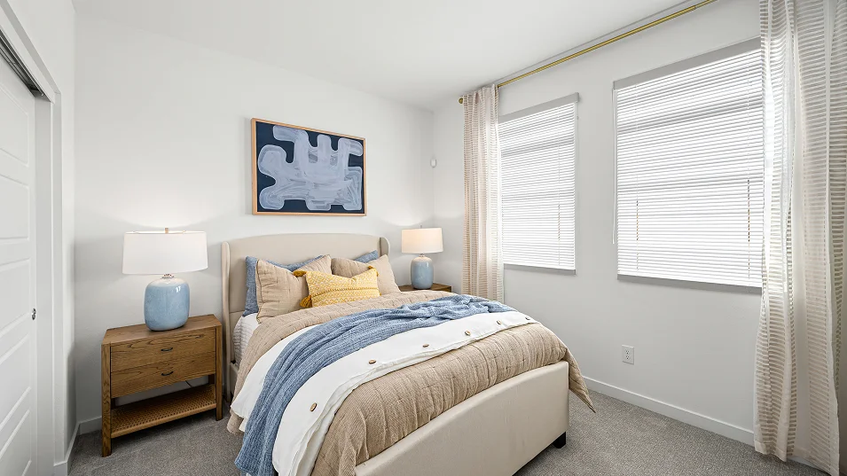 3335 Greg NG Bed 1of2 F1