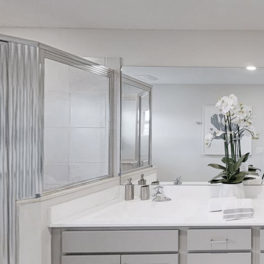 Hawthorne Owner's Suite