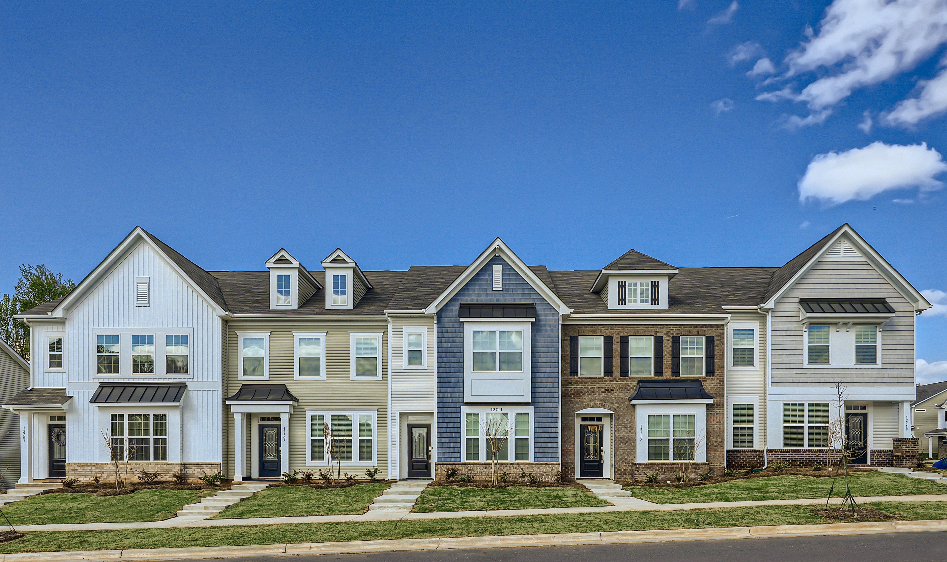 IMAGE: Chateau Chase Towns Streetscape