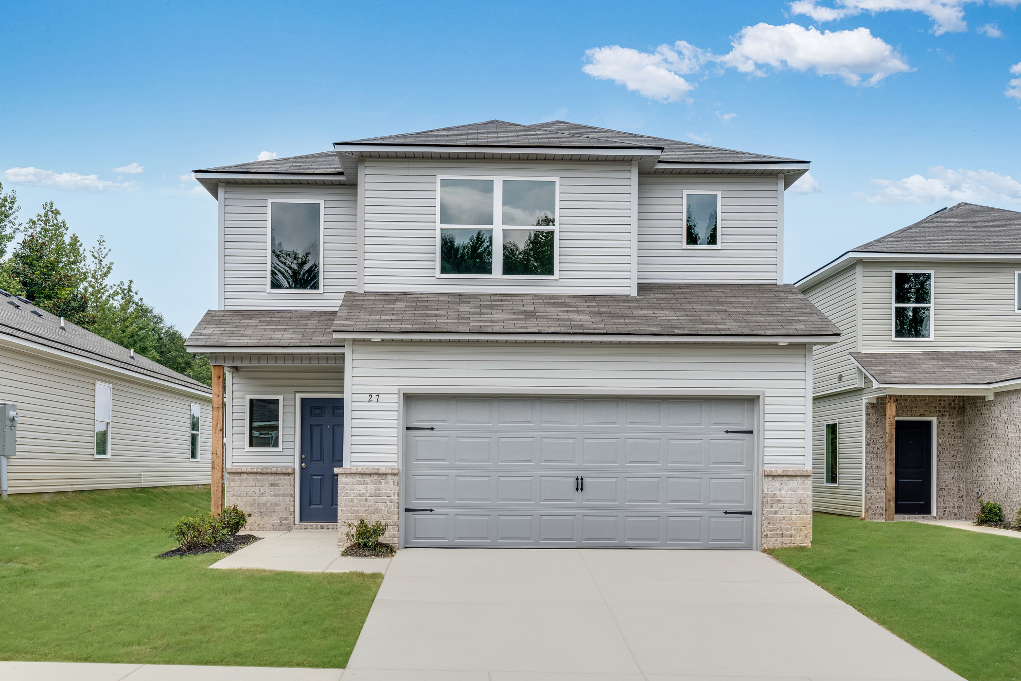 Mize Meadows Camden Front Exterior 1of2