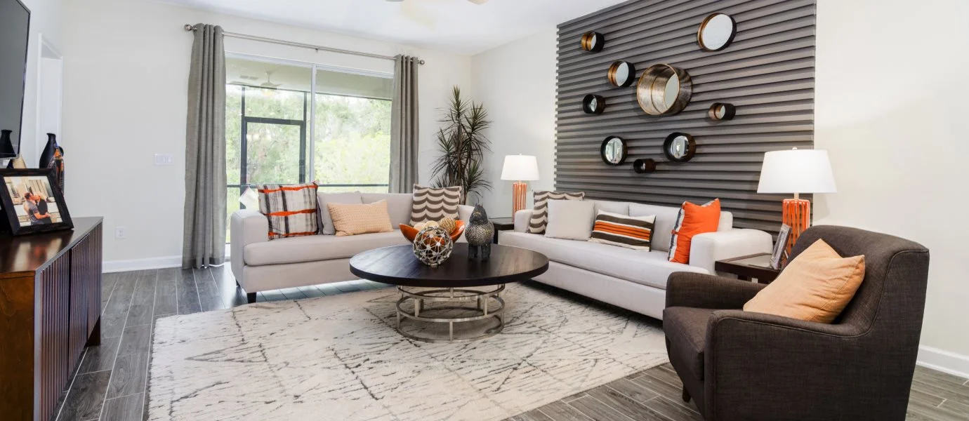Bourne II family room