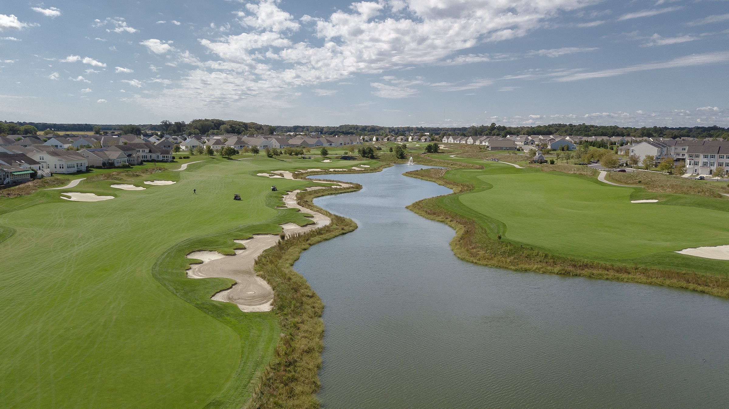 IMAGE: Aerial photo of Plantation Lakes community